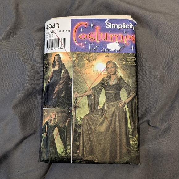 ✨BOGO ALL $5 ITEMS✨ simplicity 4940 lord of the rings inspired sewing patterns - Picture 1 of 2